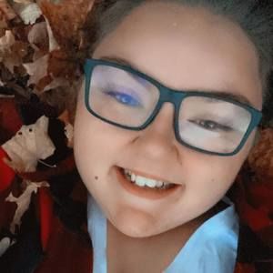 Meet your Posher, Marissa